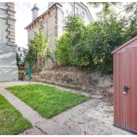 Central 2 Bedroom Garden Flat With Free Parking Royal Tunbridge Wells Exterior photo